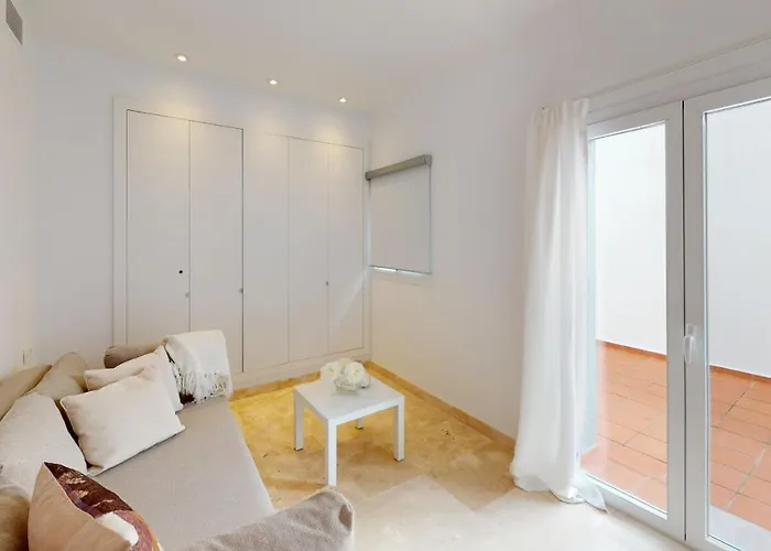 Paraiso Benahavis - Private Garden Ground Floor Estepona