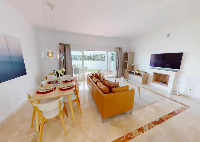 Paraiso Benahavis - Private Garden Ground Floor *