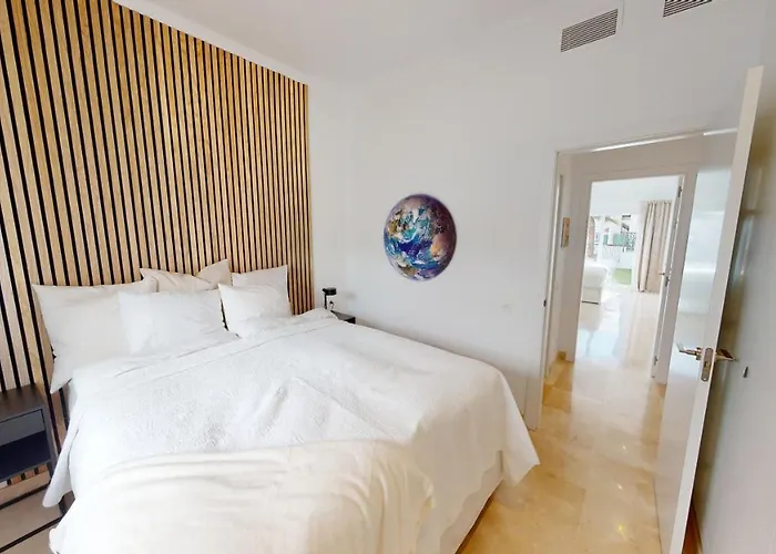 Paraiso Benahavis - Private Garden Ground Floor Apartment